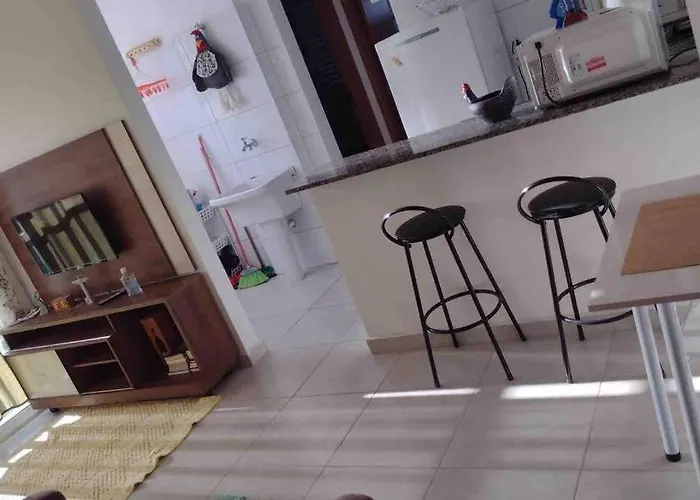 Apto Em Ubatuba Divisa Com A Praia De Itagua E Facil Acesso As Praias Fica Ao Lado Do Atacado Tenda Na Rodovia Rio Santos